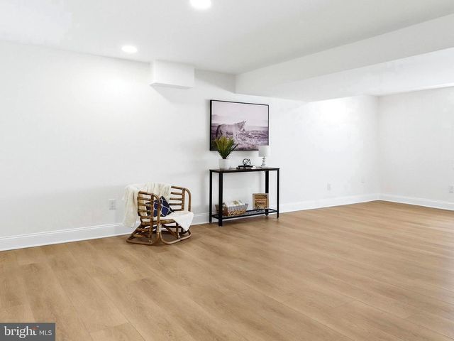 10 WINDY DR, Blackwood, NJ 08012