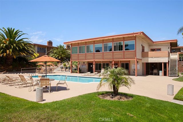 6812 Hyde Park B, San Diego, CA 92119