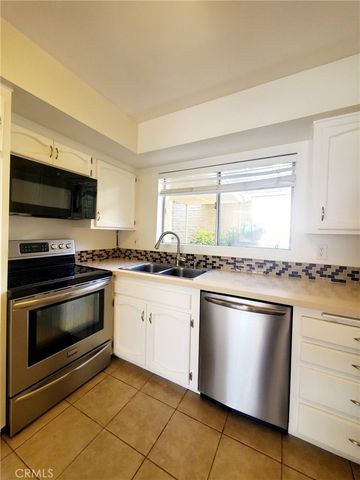 6812 Hyde Park B, San Diego, CA 92119