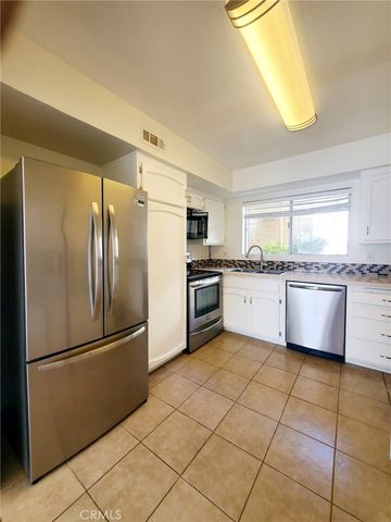 6812 Hyde Park B, San Diego, CA 92119