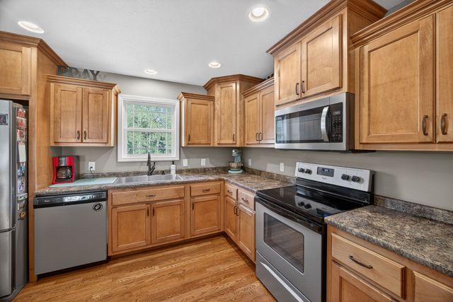 7836 Platinum Cir, Baxter, TN 38544