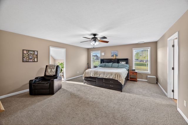 7836 Platinum Cir, Baxter, TN 38544