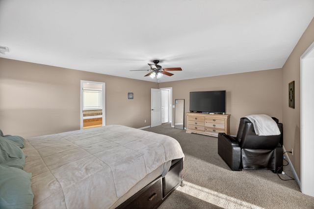 7836 Platinum Cir, Baxter, TN 38544