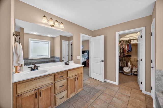7836 Platinum Cir, Baxter, TN 38544