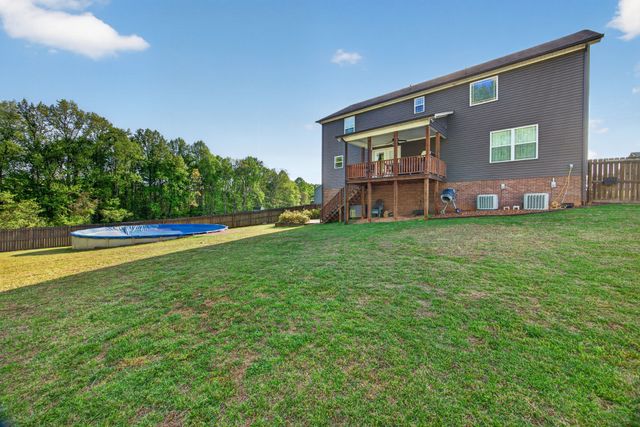7836 Platinum Cir, Baxter, TN 38544