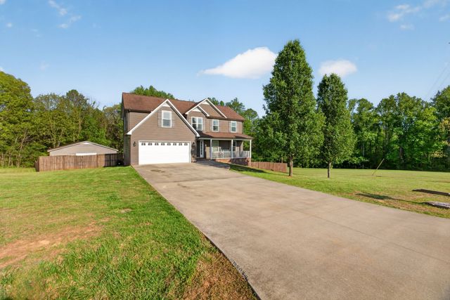 7836 Platinum Cir, Baxter, TN 38544