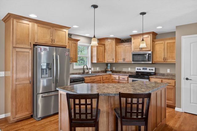 7836 Platinum Cir, Baxter, TN 38544