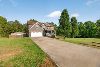 7836 Platinum Cir, Baxter, TN 38544
