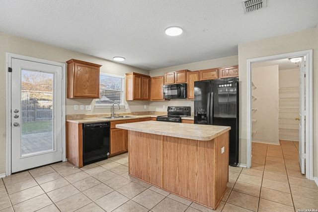 232 Rock Springs, New Braunfels, TX 78130