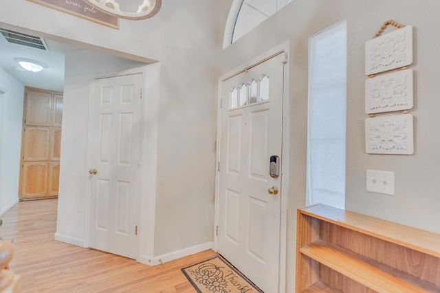 2149 McKinley Ct, Los Banos, CA 93635