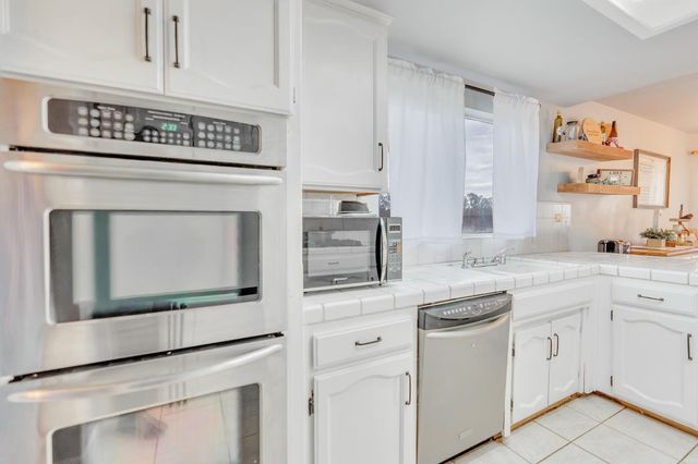 2149 McKinley Ct, Los Banos, CA 93635