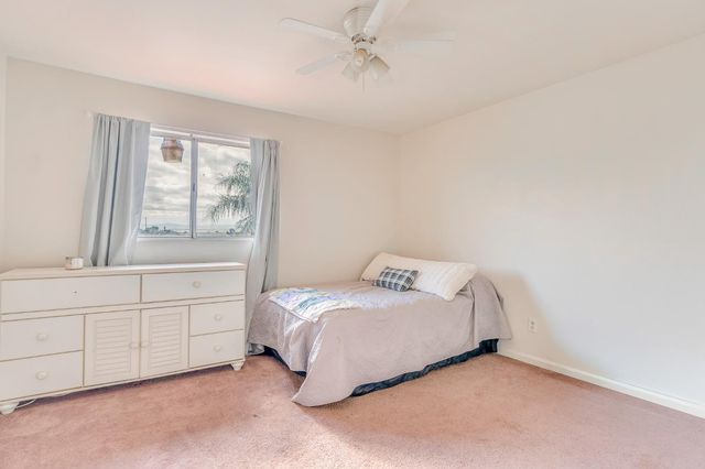 2149 McKinley Ct, Los Banos, CA 93635