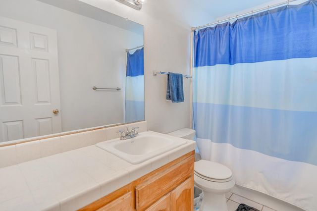 2149 McKinley Ct, Los Banos, CA 93635