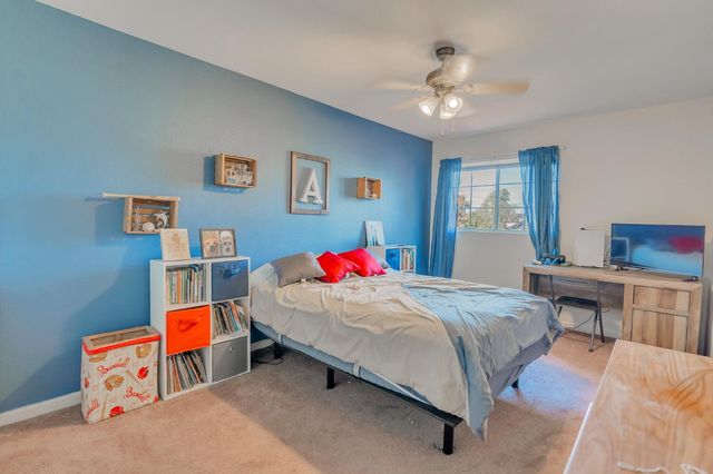 2149 McKinley Ct, Los Banos, CA 93635