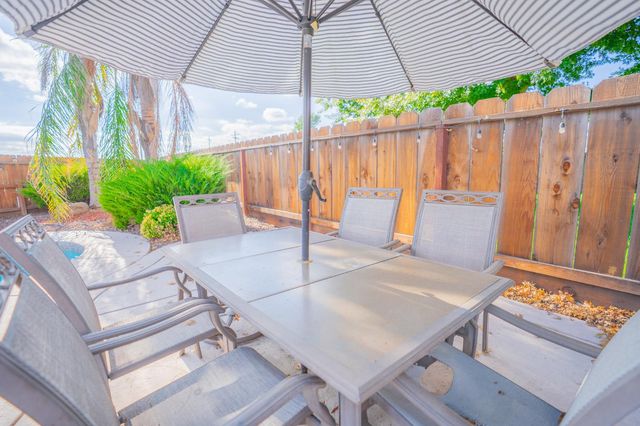 2149 McKinley Ct, Los Banos, CA 93635