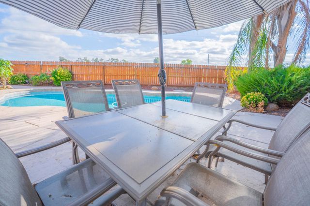 2149 McKinley Ct, Los Banos, CA 93635