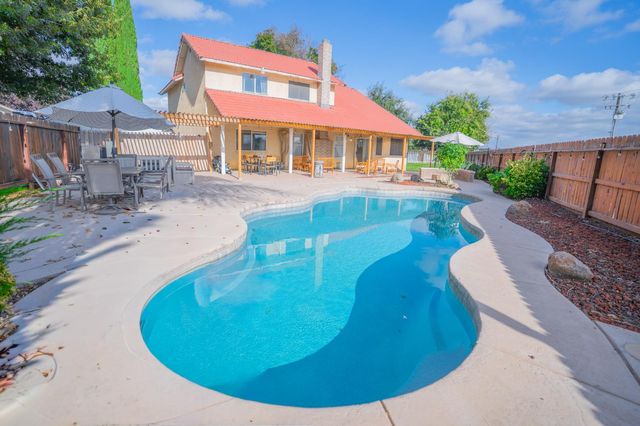 2149 McKinley Ct, Los Banos, CA 93635