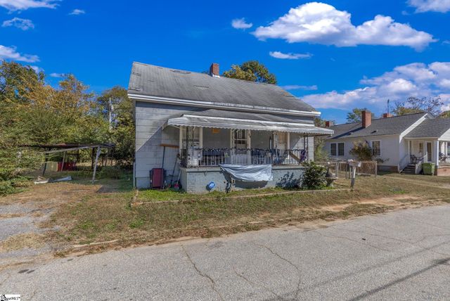 11 Beattie Street, Laurens, SC 29360