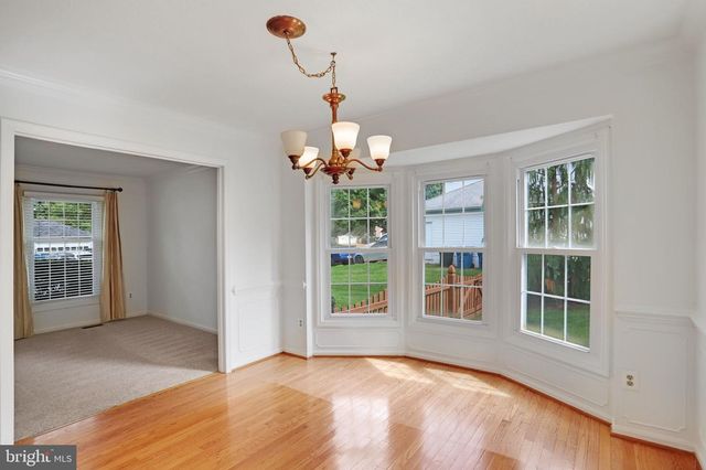 2002 JONATHAN DR, Sterling, VA 20164