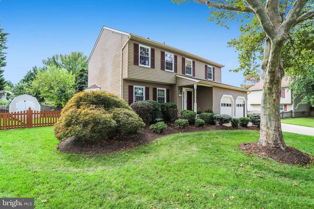 2002 JONATHAN DR, Sterling, VA 20164