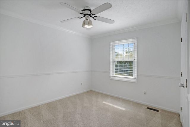 2002 JONATHAN DR, Sterling, VA 20164