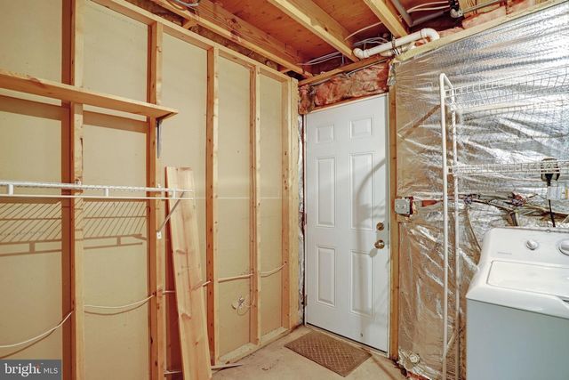 2002 JONATHAN DR, Sterling, VA 20164