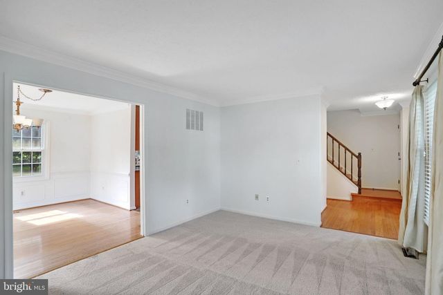 2002 JONATHAN DR, Sterling, VA 20164