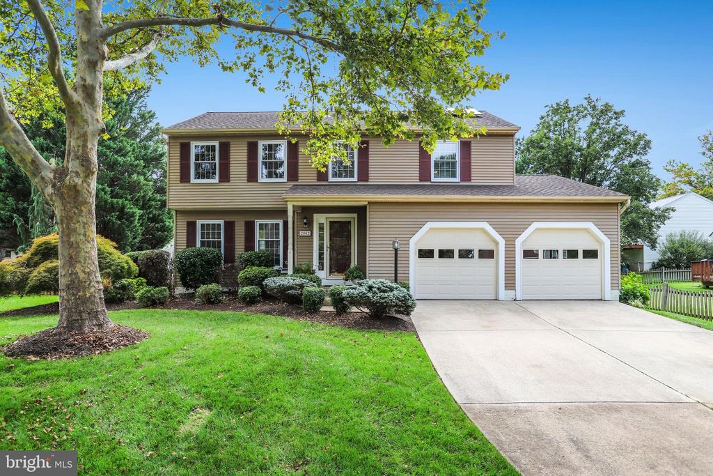 2002 JONATHAN DR, Sterling, VA 20164