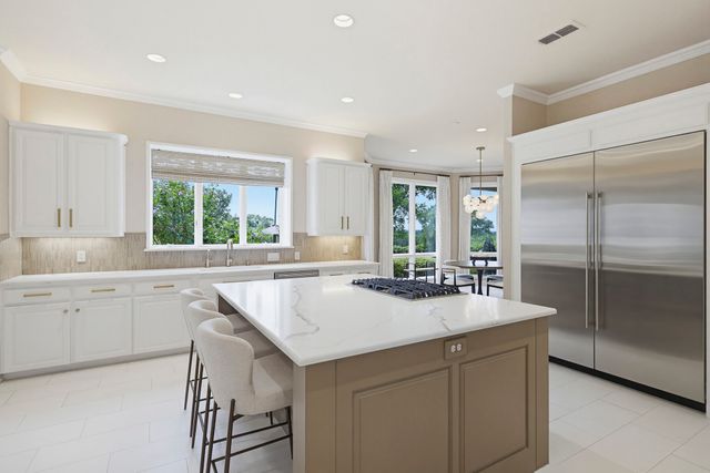 5760 Forest Highlands Drive, Fort Worth, TX 76132
