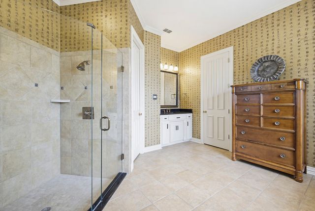 5760 Forest Highlands Drive, Fort Worth, TX 76132