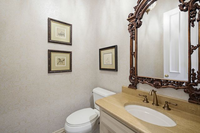 5760 Forest Highlands Drive, Fort Worth, TX 76132