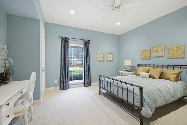 5760 Forest Highlands Drive, Fort Worth, TX 76132