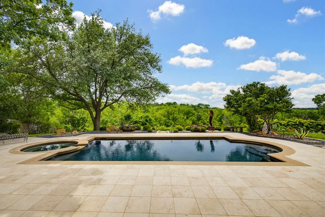 5760 Forest Highlands Drive, Fort Worth, TX 76132