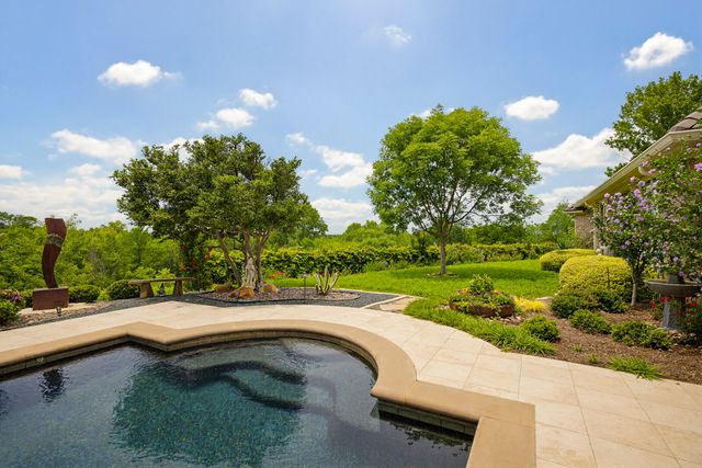 5760 Forest Highlands Drive, Fort Worth, TX 76132