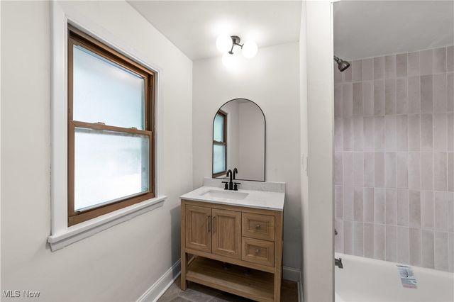 3918 W 160th Street, Cleveland, OH 44111