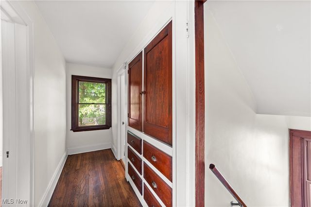 3918 W 160th Street, Cleveland, OH 44111