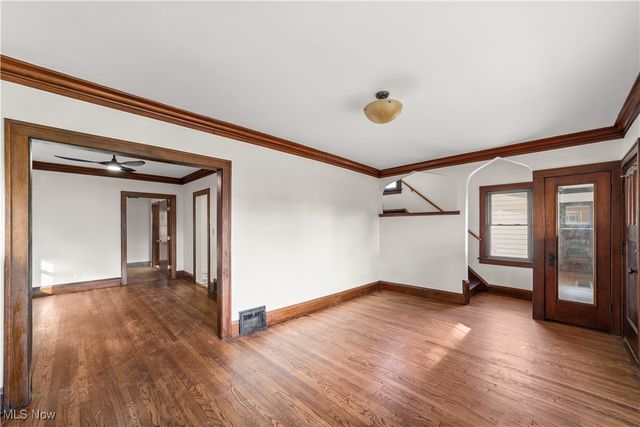 3918 W 160th Street, Cleveland, OH 44111