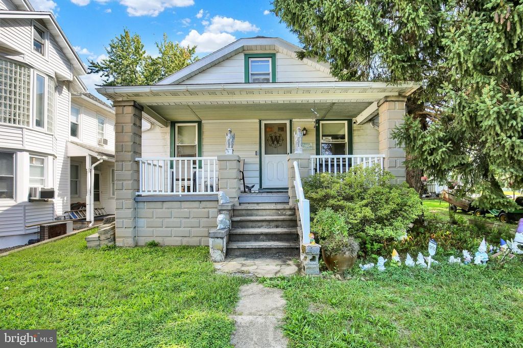 119 PENNWYN PL, Reading, PA 19607