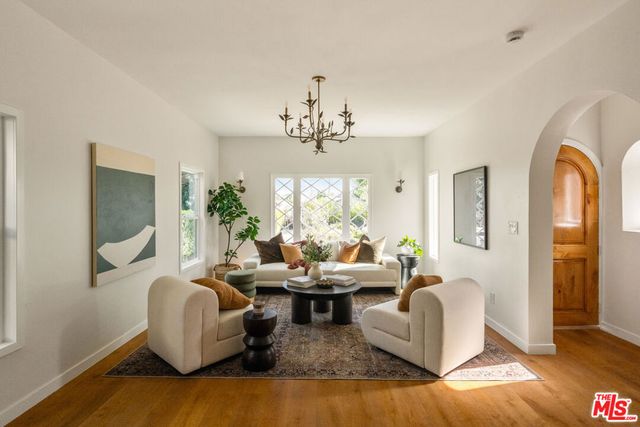 3749 W 59th Street, Los Angeles, CA 90043