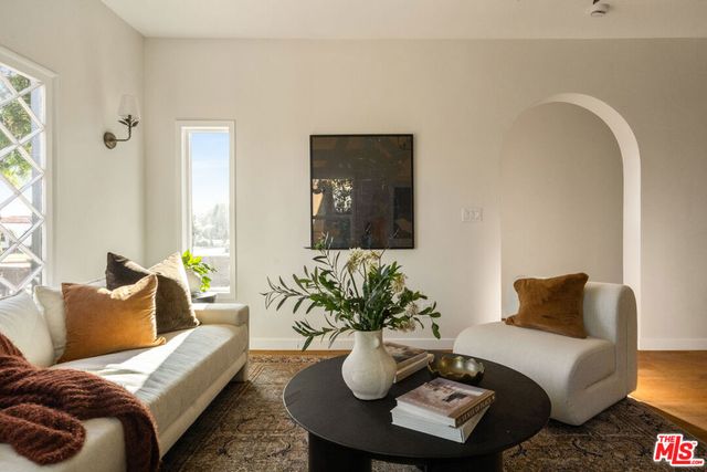 3749 W 59th Street, Los Angeles, CA 90043