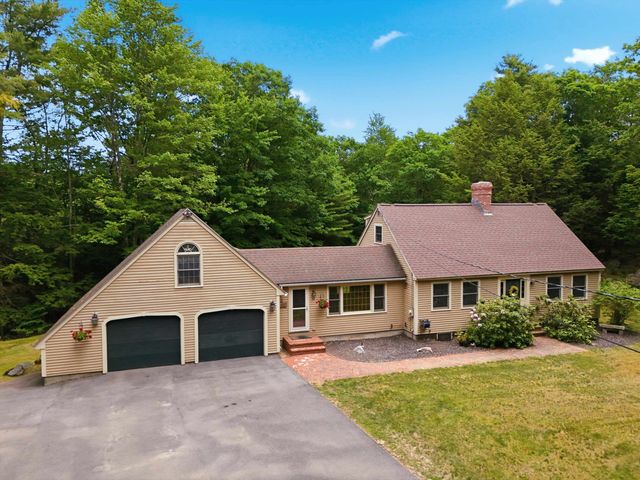 17 Woodhill Road, Bow, NH 03304