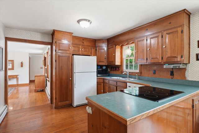 17 Woodhill Road, Bow, NH 03304