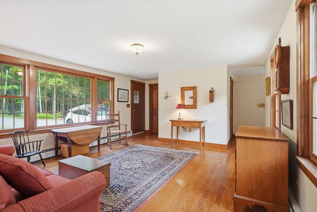 17 Woodhill Road, Bow, NH 03304