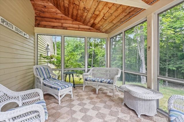17 Woodhill Road, Bow, NH 03304
