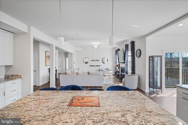 2094 WHITHORN HILL, Jeffersonton, VA 22724