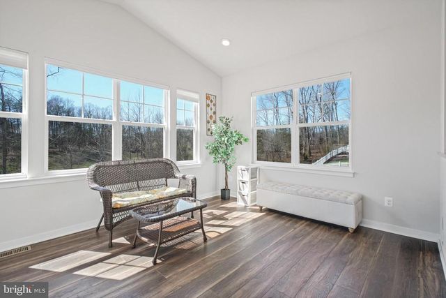 2094 WHITHORN HILL, Jeffersonton, VA 22724