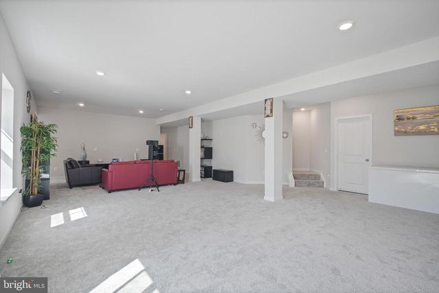 2094 WHITHORN HILL, Jeffersonton, VA 22724