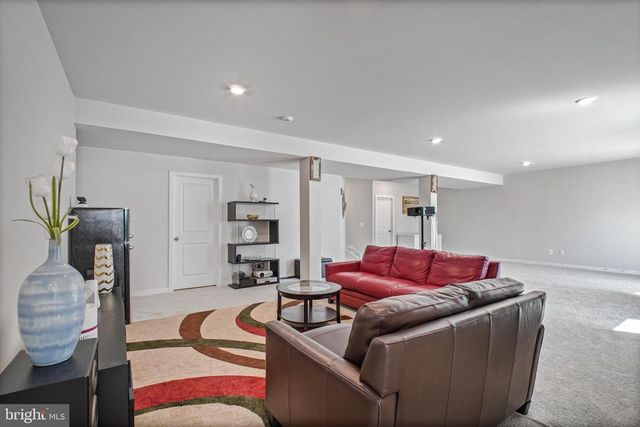 2094 WHITHORN HILL, Jeffersonton, VA 22724