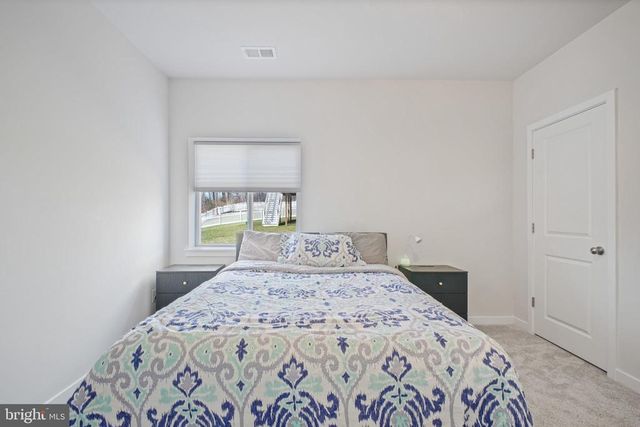 2094 WHITHORN HILL, Jeffersonton, VA 22724