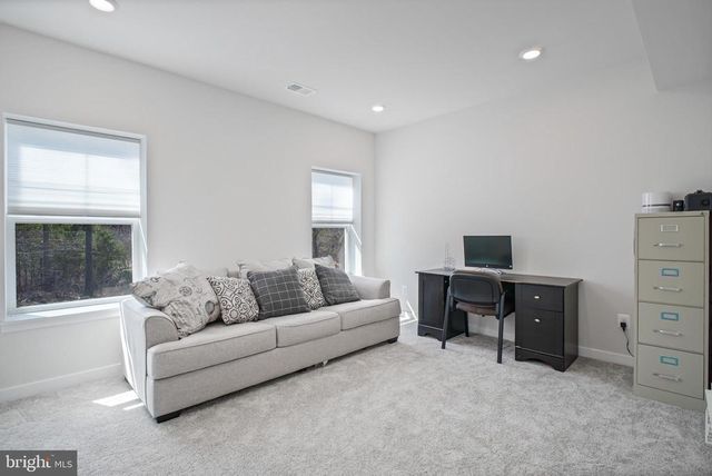 2094 WHITHORN HILL, Jeffersonton, VA 22724